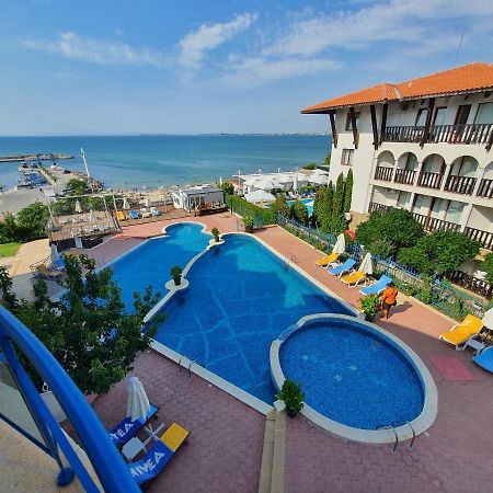 Sveti Vlas Marina Beach Apartment - Vega Village Kültér fotó