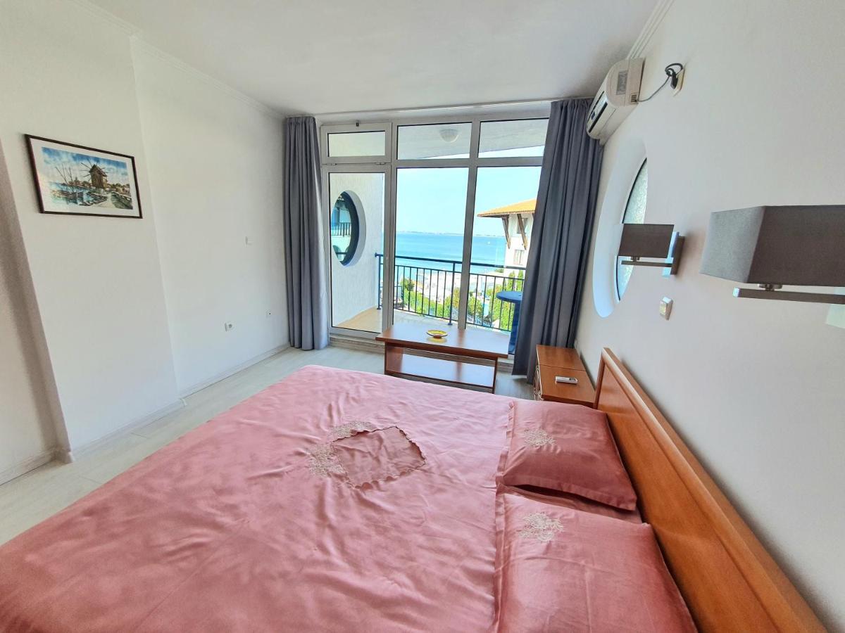 Sveti Vlas Marina Beach Apartment - Vega Village Kültér fotó