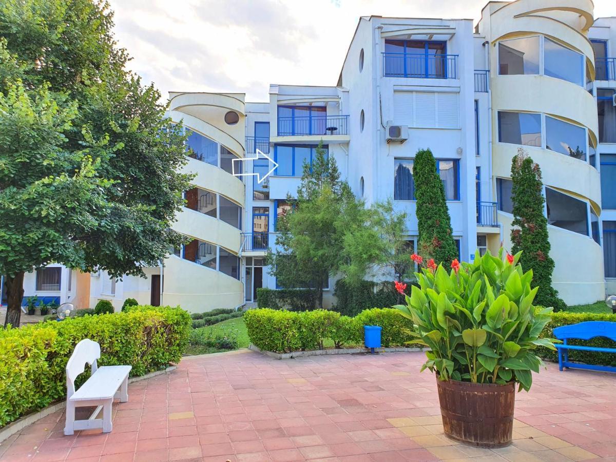 Sveti Vlas Marina Beach Apartment - Vega Village Kültér fotó