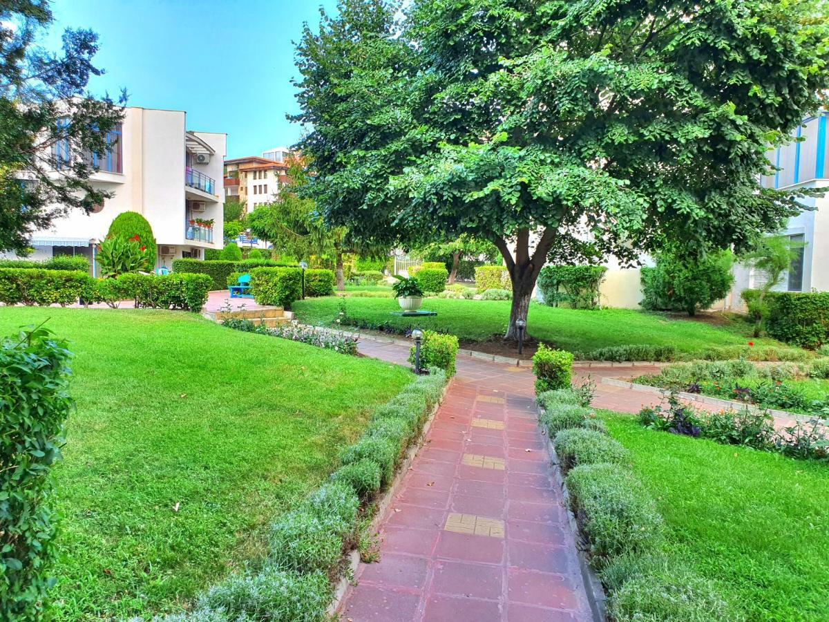 Sveti Vlas Marina Beach Apartment - Vega Village Kültér fotó